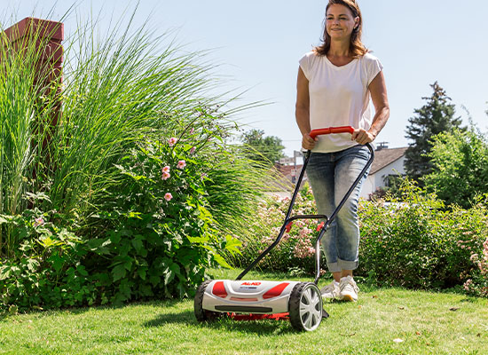 manoeuvrable on grass